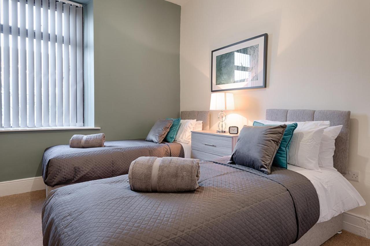The Grand Victoria Apartment Swansea